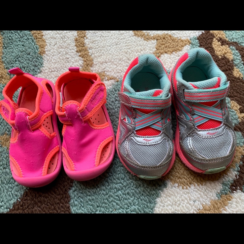 Toddler/baby girl sneakers/shoes